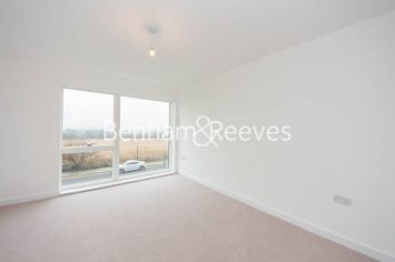 1 bedroom flat to rent in Royal Dockside, Beckton, E16-image 3