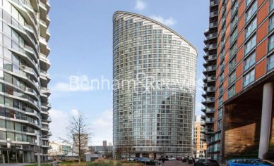 Studio flat to rent in Ontario Tower, Canary Wharf, E14-image 4