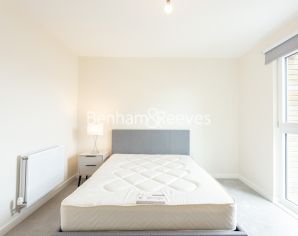 1 bedroom flat to rent in Rosebay House, 8 Frank Searle Passage, E17-image 8