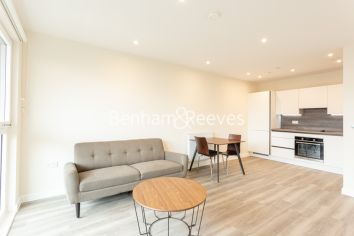 1 bedroom flat to rent in Rosebay House, 8 Frank Searle Passage, E17-image 11