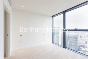 2 bedrooms flat to rent in Hampton Tower, Marsh Wall, E14-image 3