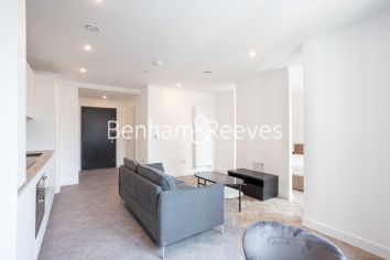 Studio flat to rent in Skyline Apartments, Makers Yard, E3-image 10