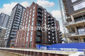 1 bedroom flat to rent in GoodLuck Hope Walk, Canning Town, E14-image 9