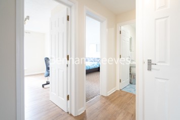 2 bedrooms flat to rent in Lancaster Hall, Wesley Avenue, E16-image 5