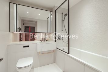 1 bedroom flat to rent in Marsh Wall, Canary Wharf, E22-image 4