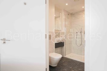 2 bedrooms flat to rent in One Thames Quay, Marsh Wall, E14-image 10