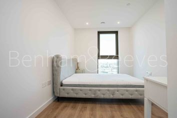 2 bedrooms flat to rent in One Thames Quay, Marsh Wall, E14-image 19