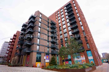 1 bedroom flat to rent in Hawser Lane, Poplar riverside, E14-image 11