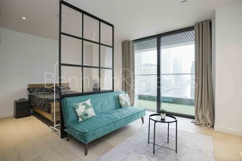 Studio flat to rent in Wards Place, Canary Wharf, E14-image 16