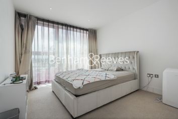 4 bedrooms flat to rent in Central Avenue, Fulham, SW6-image 3