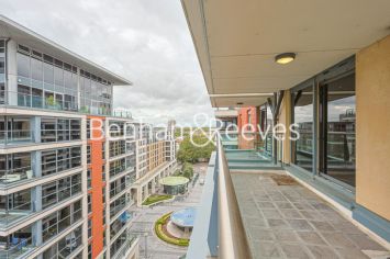 3  bedrooms flat to rent in Thames Point, Imperial Wharf, SW6-image 10