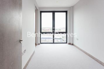 3 bedrooms flat to rent in Ram Quarter, Wandsworth, SW18-image 3