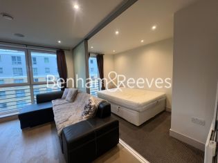 Studio flat to rent in Townmead Road, Imperial Wharf, SW6-image 3