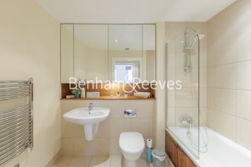 2  bedrooms flat to rent in Townmead Road, Imperial Wharf, SW6-image 4