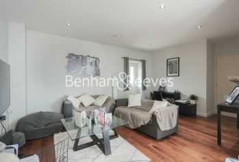2 bedrooms flat to rent in Townmead Road, Imperial Wharf, SW6-image 1