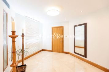 2 bedrooms flat to rent in Copthorne hotel, Fulham Road, SW6-image 29