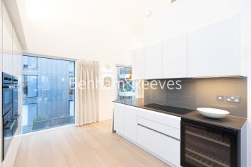 4  bedrooms flat to rent in Central Avenue, Hammersmith And Fulham, SW6-image 14