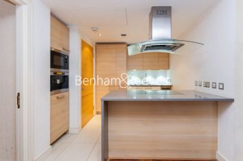 2  bedrooms flat to rent in Mahogany House, Lensbury Avenue, SW6-image 2