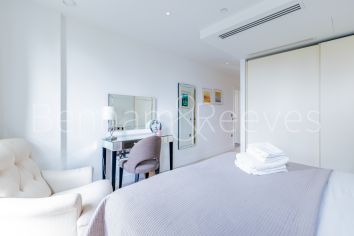 4 bedrooms flat to rent in Central Avenue, Fulham, SW6-image 16