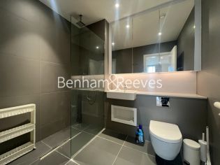 1 bedroom flat to rent in Westbourne Apartments, Central Avenue, SW6-image 4
