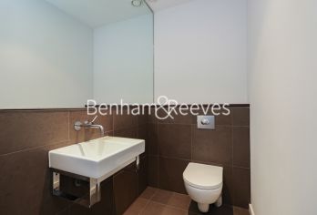 3 bedrooms flat to rent in Chelsea Wharf, Lots Road, SW10-image 15