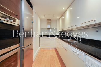 2 bedrooms flat to rent in Carlyle Court, Chelsea Harbour, SW10-image 2