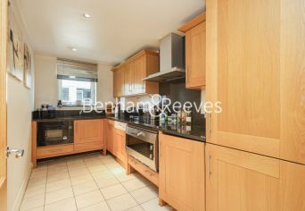 2 bedrooms flat to rent in The Boulevard, Fulham, SW6-image 2