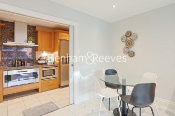 2 bedrooms flat to rent in Aspect Court, Imperial Wharf, SW6-image 8