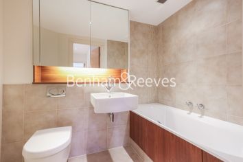 3  bedrooms flat to rent in Lensbury Avenue, Fulham, SW6-image 5