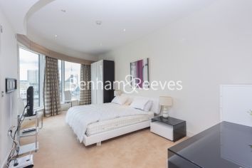 3 bedrooms flat to rent in Lensbury Avenue, Fulham, SW6-image 22