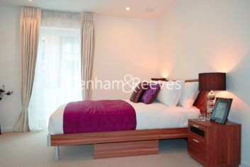 2 bedrooms flat to rent in Loxford Gardens, Highbury Park, N5-image 4