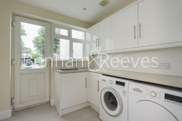 5 bedrooms house to rent in Hillway, Holly Lodge Estate, N6-image 7