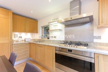 3 bedrooms house to rent in Crouch End, Highgate, N8-image 2