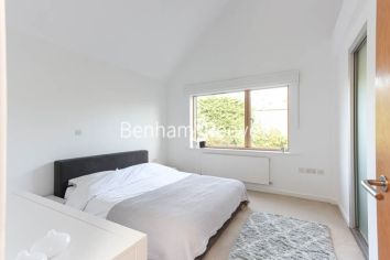 3 bedrooms house to rent in Crouch End, Highgate, N8-image 4