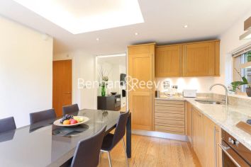 3 bedrooms house to rent in Crouch End, Highgate, N8-image 9