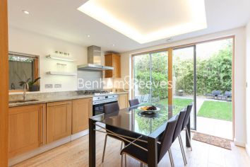 3 bedrooms house to rent in Crouch End, Highgate, N8-image 13