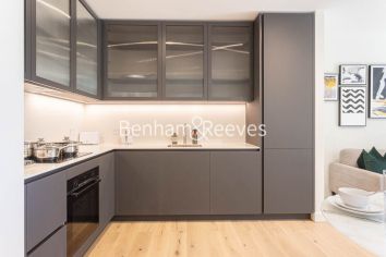 1 bedroom flat to rent in Ashley Road, Tottenham Hale, N17-image 2