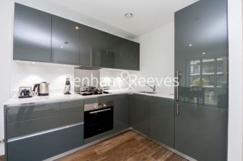 1 bedroom flat to rent in Plumstead Road, Woolwich, SE18-image 2