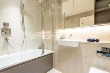 Studio flat to rent in Thunderer Walk, Woolwich, SE18-image 4