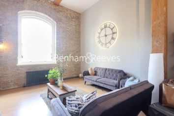 3 bedrooms flat to rent in Marlborough Road, Royal Arsenal Riverside, SE18-image 7