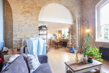 3 bedrooms flat to rent in Marlborough Road, Royal Arsenal Riverside, SE18-image 12