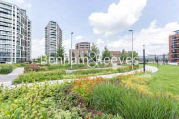 2 bedrooms flat to rent in Duke of Wellington Avenue, Woolwich, SE18-image 12