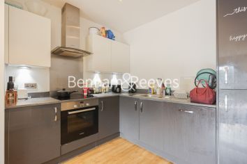1 bedroom flat to rent in Sandy Hill Road, Woolwich, SE18-image 2