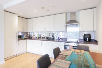 2 bedrooms flat to rent in Love Lane, Woolwich Central, SE18-image 8