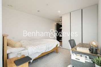 2 bedrooms flat to rent in Brigadier Walk, Royal Arsenal Riverside, SE18-image 8