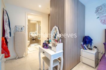 2 bedrooms flat to rent in Duke of Wellington, Royal Arsenal Riverside, SE18-image 9