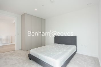 1 bedroom flat to rent in Brigadier Walk, Royal Arsenal Riverside, SE18-image 4