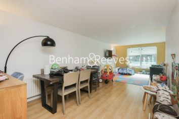 2 bedrooms flat to rent in Argyll Road, Royal Arsenal Riverside, SE18-image 3