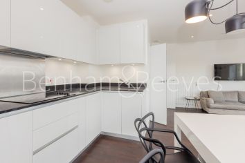 2 bedrooms flat to rent in Royal Arsenal Riverside, Woolwich, SE18-image 2