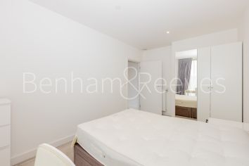 2 bedrooms flat to rent in Royal Arsenal Riverside, Woolwich, SE18-image 4